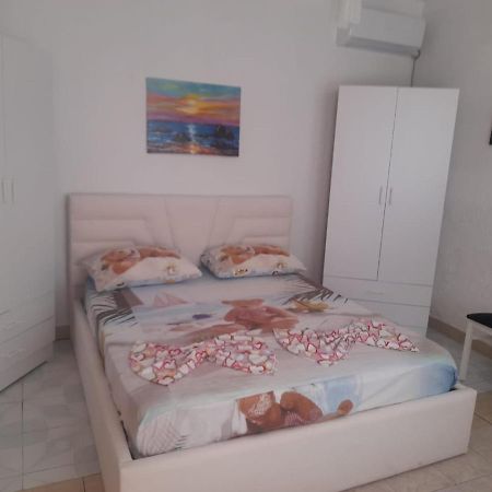 Durres Beach Rooms Luaran gambar